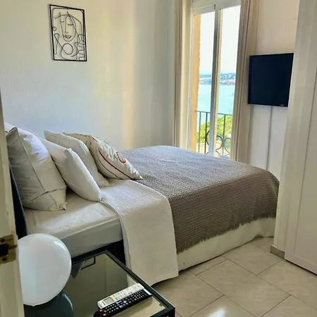 Appartement Front In Estepona